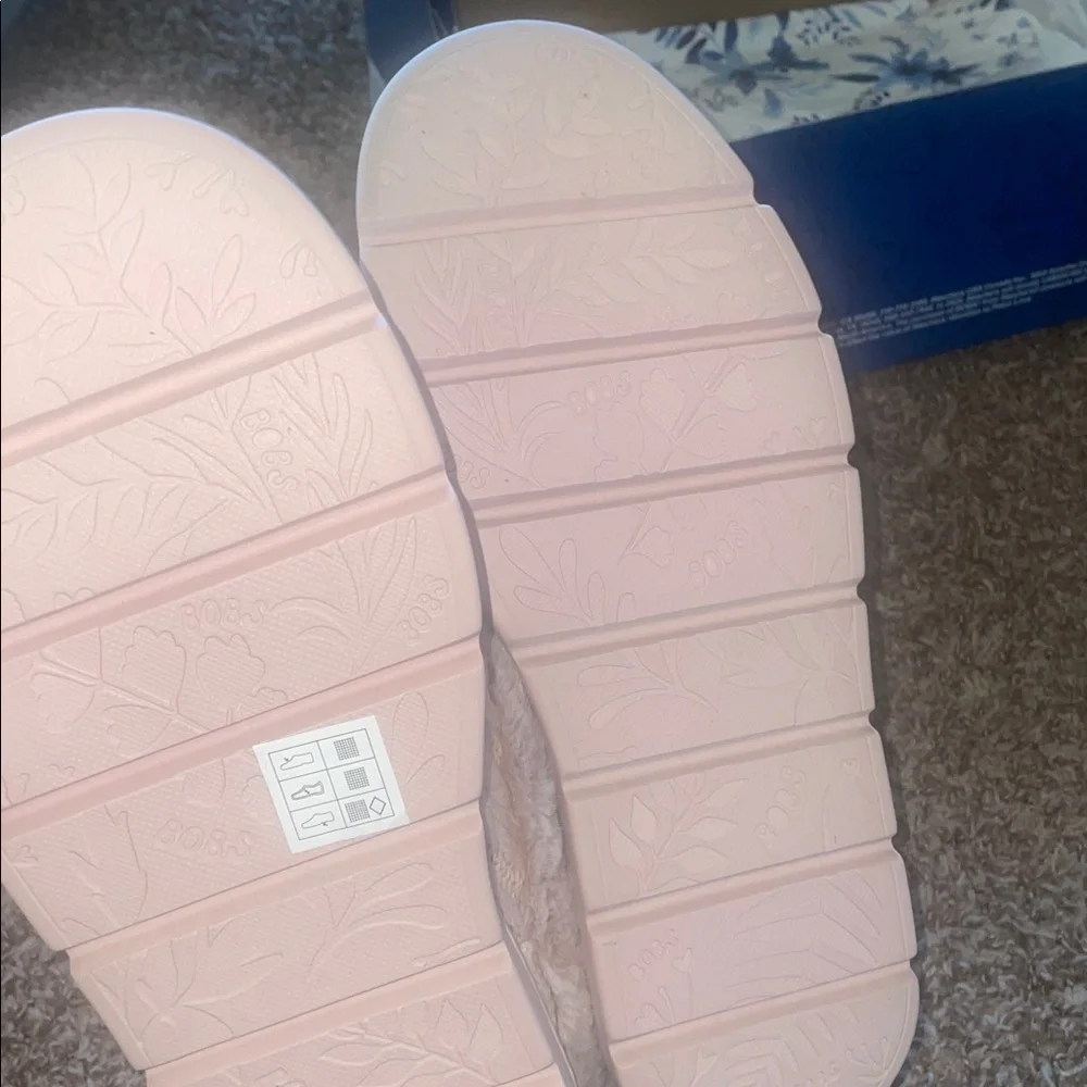 Skechers BOBS with Memory Foam - Picture 4 of 6